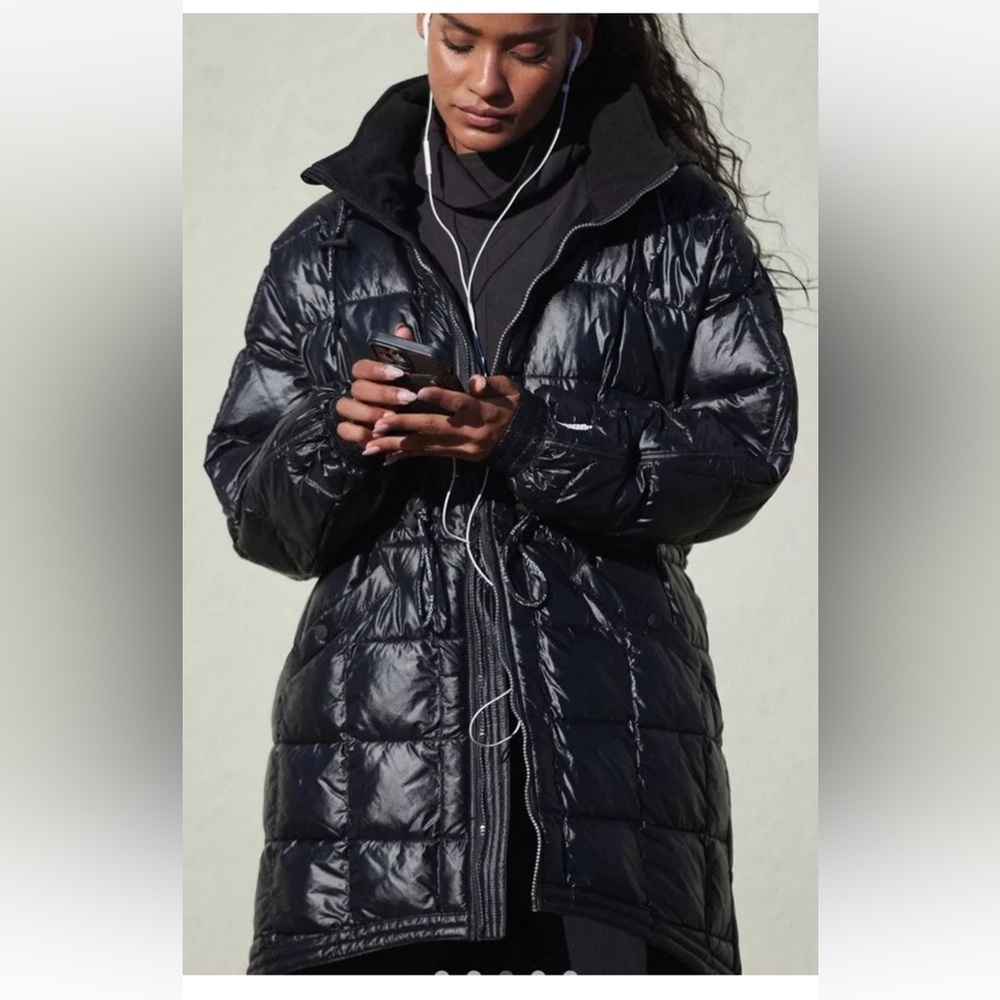 Free People Movement Patricia Packable Poncho Puffer Hooded Zip Fleece Collar - Picture 3 of 7